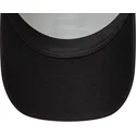 weisse-und-schwarze-e-frame-trucker-cap-von-aprilia-piaggio-von-new-era