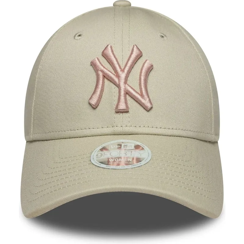 casquette-courbee-beige-ajustable-avec-logo-rose-pour-femme-9forty-league-essential-new-york-yankees-mlb-new-era