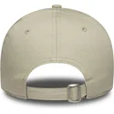casquette-courbee-beige-ajustable-avec-logo-rose-pour-femme-9forty-league-essential-new-york-yankees-mlb-new-era