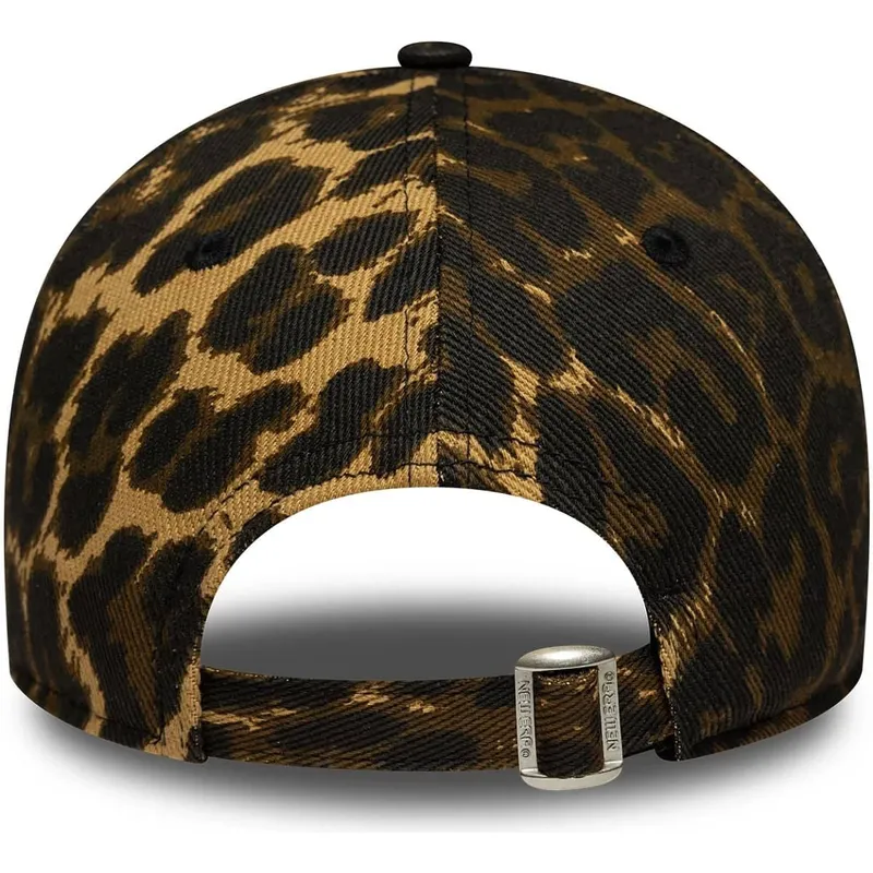 damen-verstellbare-leoparden-kurvenkappe-9forty-von-ac-milan-serie-a-von-new-era