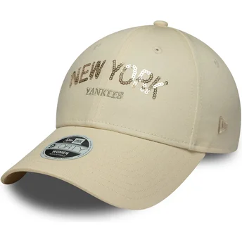 Casquette courbée beige ajustable pour femme 9FORTY Sequin Wordmark New York Yankees MLB New Era