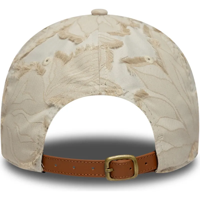 beige-verstellbare-curved-cap-mit-beigem-logo-9twenty-img-floral-der-new-york-yankees-mlb-von-new-era beige-verstellbare-curved-cap-mit-beigem-logo-9twenty-img-floral-der-new-york-yankees-mlb-von-new-era