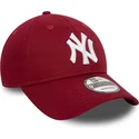 casquette-courbee-rouge-fonce-ajustable-9twenty-league-essential-new-york-yankees-mlb-new-era