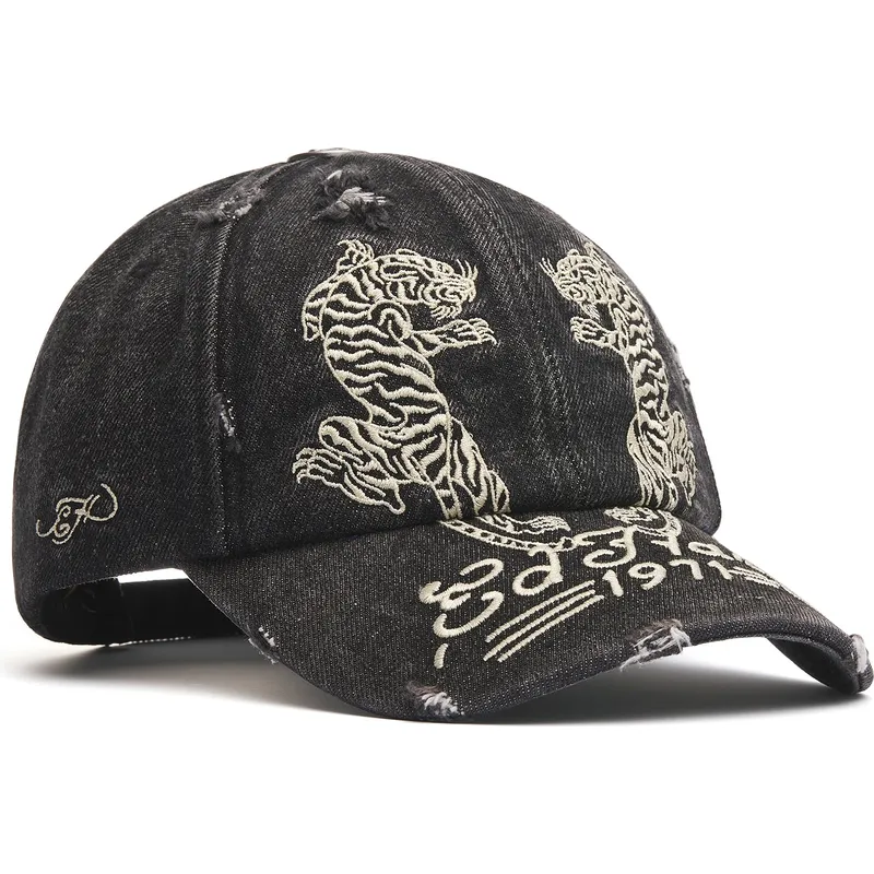 schwarze-verstellbare-curved-cap-desert-tiger-von-ed-hardy