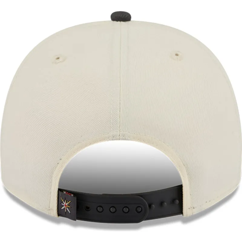 beige-und-schwarze-gebogene-snapback-kappe-9fifty-a-frame-classic-der-vegas-golden-knights-nhl-von-new-era