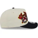 beige-und-schwarze-gebogene-snapback-kappe-9fifty-a-frame-classic-der-atlanta-braves-mlb-von-new-era