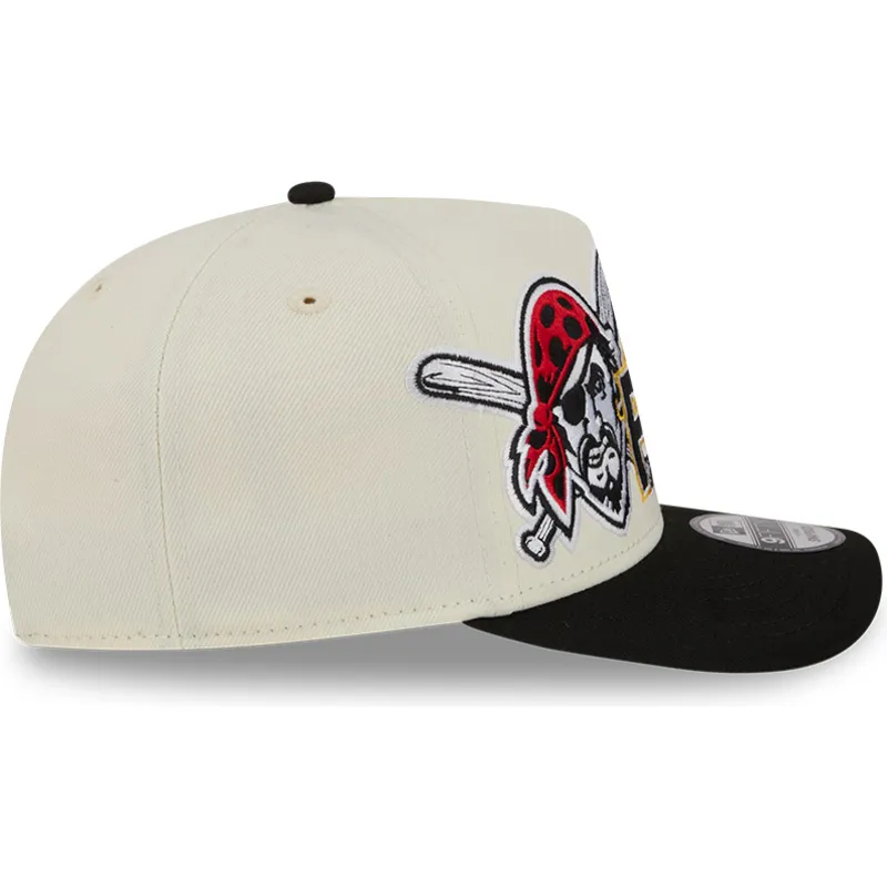 beige-und-schwarze-gebogene-snapback-kappe-9fifty-a-frame-classic-der-pittsburgh-pirates-mlb-von-new-era beige-und-schwarze-gebogene-snapback-kappe-9fifty-a-frame-classic-der-pittsburgh-pirates-mlb-von-new-era