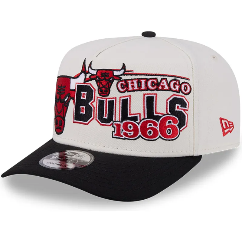 beige-und-schwarze-gebogene-snapback-kappe-9fifty-a-frame-classic-der-chicago-bulls-nba-von-new-era beige-und-schwarze-gebogene-snapback-kappe-9fifty-a-frame-classic-der-chicago-bulls-nba-von-new-era