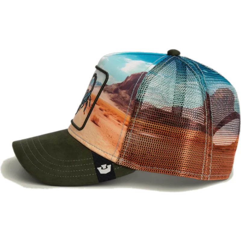 mehrfarbige-trucker-kappe-skorpion-deadly-scorpion-in-the-element-the-farm-von-goorin-bros