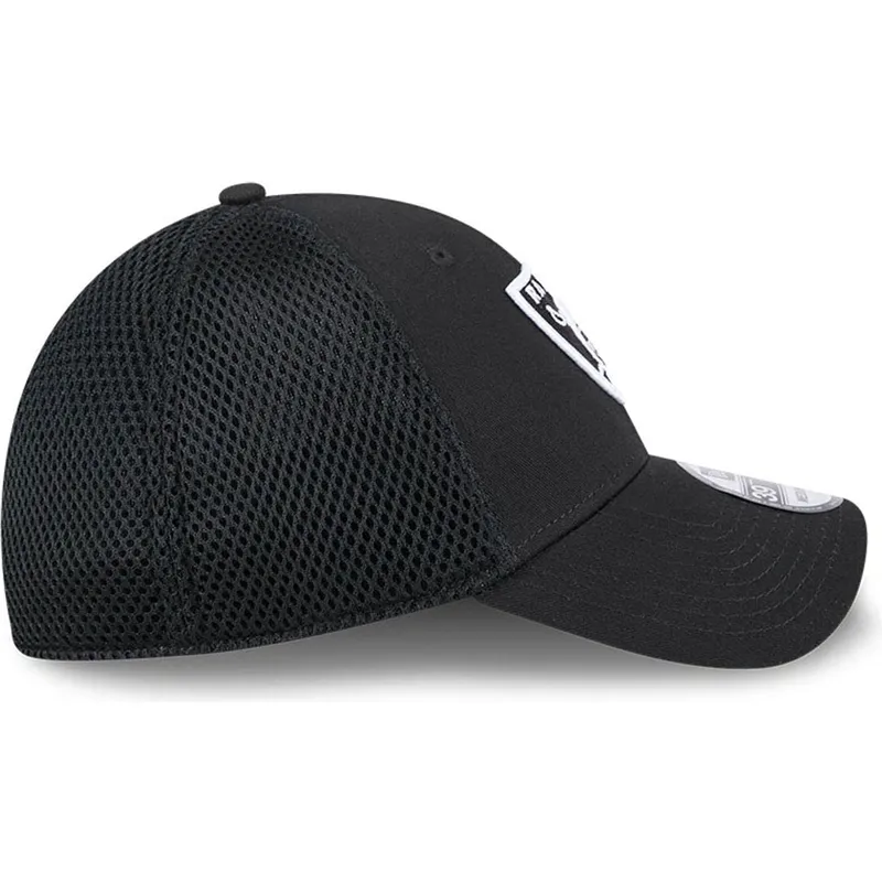 schwarze-enganliegende-39thirty-evergreen-neo-trucker-cap-der-las-vegas-raiders-nfl-von-new-era