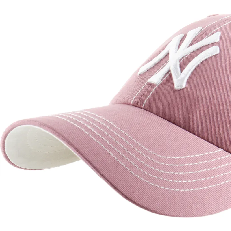 rosa-verstellbare-curved-cap-clean-up-contrast-stitch-der-new-york-yankees-mlb-von-47-brand