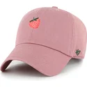 gebogene-rosa-verstellbare-kappe-strawberry-fruit-clean-up-base-runner-icon-von-47-brand