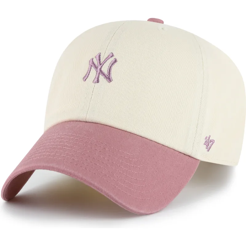 beige-und-rosa-verstellbare-gebogene-kappe-clean-up-base-runner-two-tone-der-new-york-yankees-mlb-von-47-brand beige-und-rosa-verstellbare-gebogene-kappe-clean-up-base-runner-two-tone-der-new-york-yankees-mlb-von-47-brand
