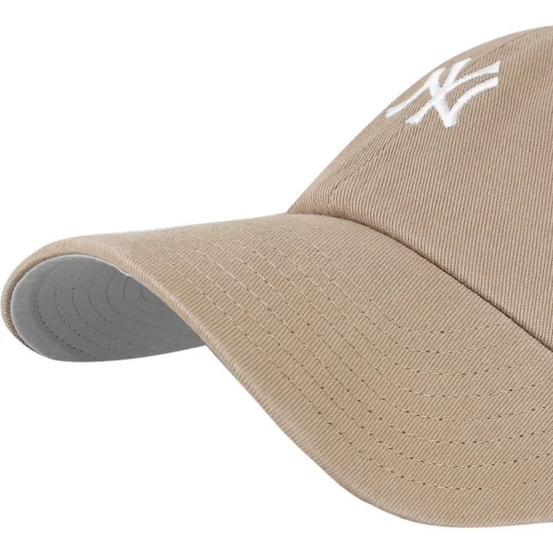 casquette-courbee-marron-ajustable-clean-up-base-runner-new-york-yankees-mlb-47-brand
