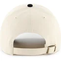 beige-und-schwarze-verstellbare-curved-cap-clean-up-two-tone-no-loop-label-der-new-york-yankees-mlb-von-47-brand