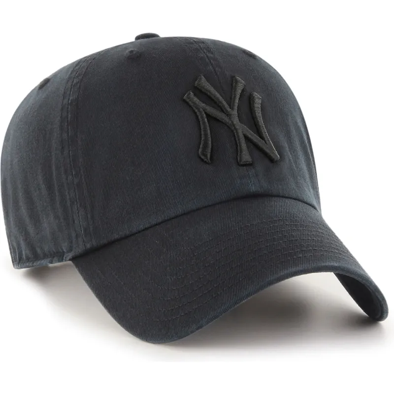 schwarze-verstellbare-curved-cap-mit-schwarzem-logo-clean-up-der-new-york-yankees-mlb-von-47-brand