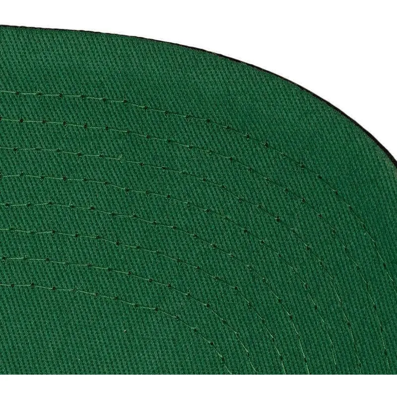 casquette-courbee-noire-snapback-busted-pro-chicago-bulls-nba-mitchell-ness