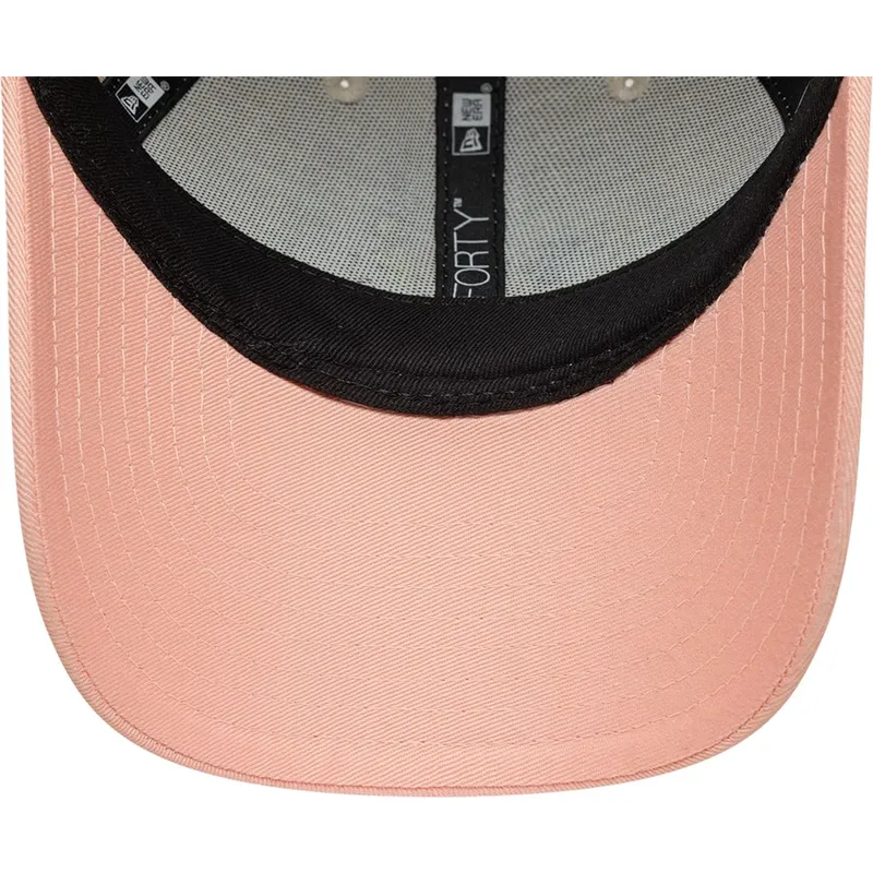 casquette-courbee-beige-et-rose-snapback-pour-enfant-9forty-bob-l-eponge-et-patrick-etoile-mer-new-era