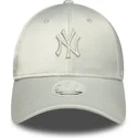 casquette-courbee-verte-ajustable-pour-femme-9forty-bow-back-satin-new-york-yankees-mlb-new-era