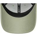 casquette-courbee-verte-ajustable-pour-femme-9forty-beaded-new-era