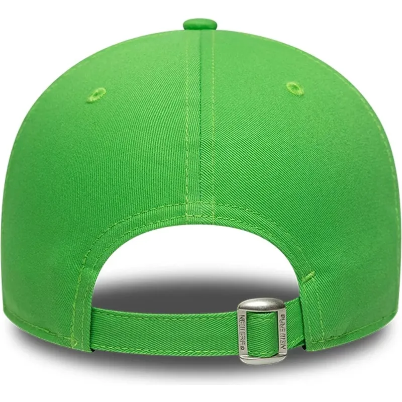 hellgrune-verstellbare-curved-cap-mit-weissem-logo-9forty-league-essential-der-los-angeles-dodgers-mlb-von-new-era