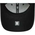 schwarze-verstellbare-curved-cap-mit-schwarzem-logo-9forty-team-outline-der-chicago-bulls-nba-von-new-era