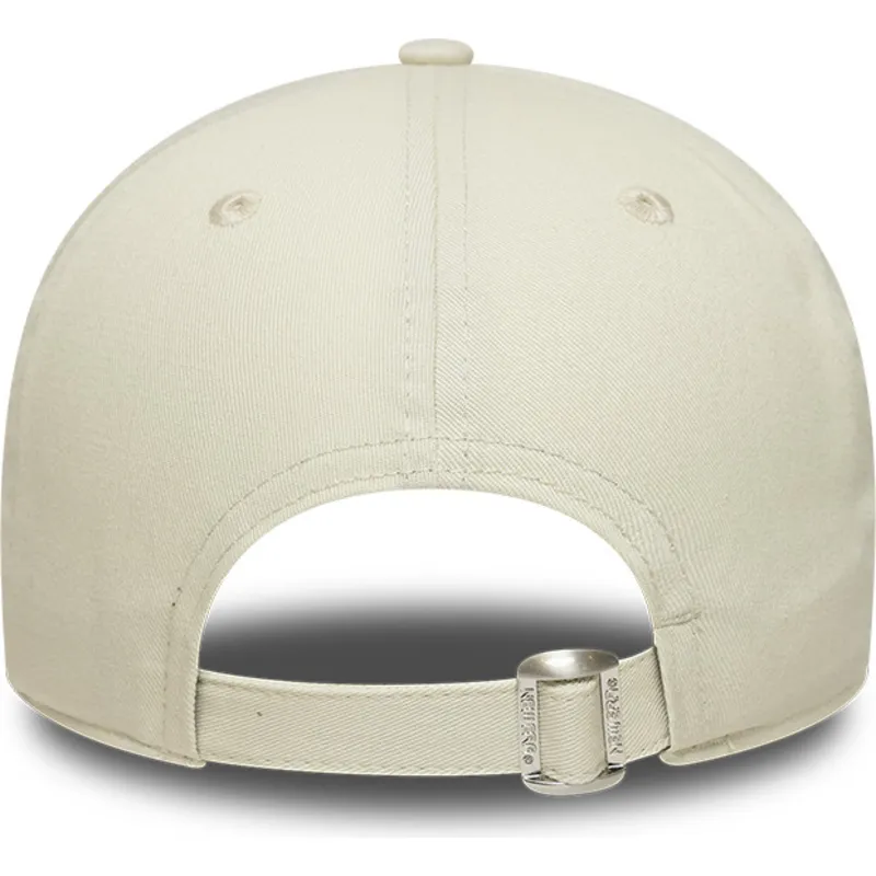 beige-und-marineblaue-verstellbare-curved-cap-mit-marineblauen-logo-9forty-world-series-der-new-york-yankees-mlb-von-new-era beige-und-marineblaue-verstellbare-curved-cap-mit-marineblauen-logo-9forty-world-series-der-new-york-yankees-mlb-von-new-era