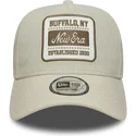 beige-gebogene-snapback-kappe-e-frame-patch-linen-von-new-era