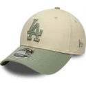 casquette-courbee-beige-et-verte-snapback-avec-logo-vert-9forty-m-crown-side-script-los-angeles-dodgers-mlb-new-era