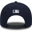 casquette-courbee-bleue-marine-snapback-9forty-m-crown-linen-new-york-yankees-mlb-new-era