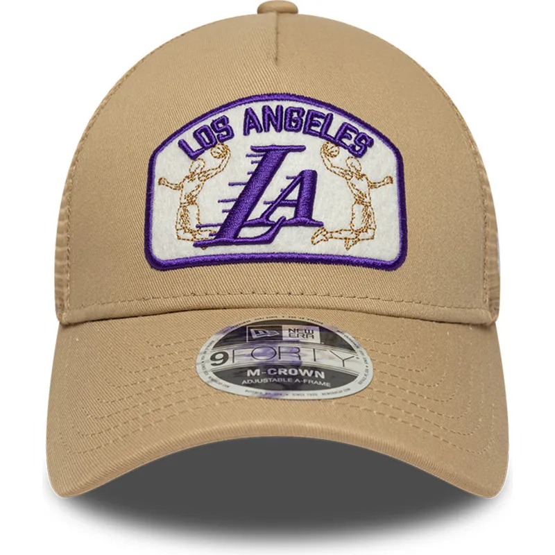 trucker-cap-beige-9forty-m-crown-a-frame-der-los-angeles-lakers-nba-von-new-era trucker-cap-beige-9forty-m-crown-a-frame-der-los-angeles-lakers-nba-von-new-era