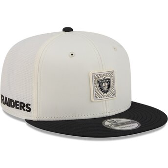 Mützen flach beige snapback 9FIFTY Training Pack 2026 der Las Vegas Raiders NFL von New Era