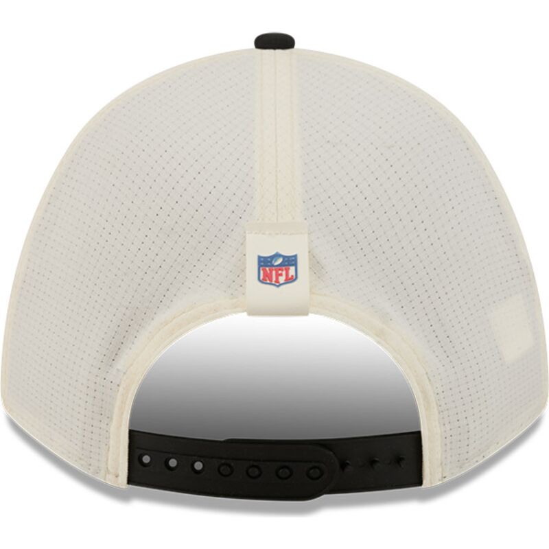 casquette-courbee-beige-et-noire-snapback-9forty-m-crown-training-pack-2026-las-vegas-raiders-nfl-new-era casquette-courbee-beige-et-noire-snapback-9forty-m-crown-training-pack-2026-las-vegas-raiders-nfl-new-era