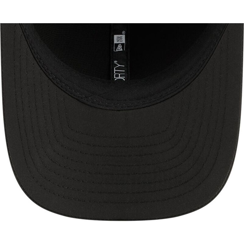 casquette-courbee-noire-snapback-9forty-m-crown-training-pack-2026-las-vegas-raiders-nfl-new-era