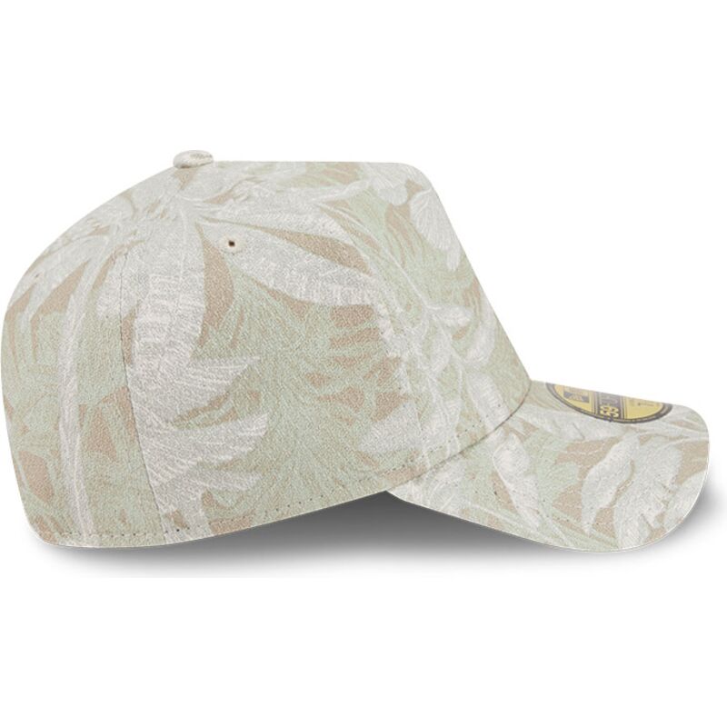 casquette-courbee-beige-ajustee-59forty-a-frame-leafy-palm-new-era