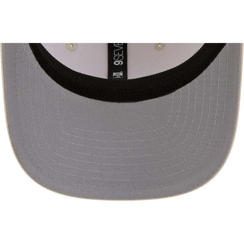 beige-trucker-cap-9seventy-stretch-snap-color-pack-der-los-angeles-dodgers-mlb-von-new-era