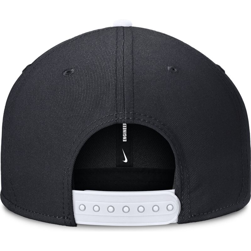 casquette-plate-bleue-marine-et-blanche-snapback-pour-enfant-dri-fit-pro-structured-square-bill-new-york-yankees-mlb-nike casquette-plate-bleue-marine-et-blanche-snapback-pour-enfant-dri-fit-pro-structured-square-bill-new-york-yankees-mlb-nike