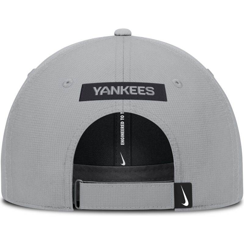 casquette-courbee-grise-ajustable-primetime-club-structured-uv-poly-ripstop-new-york-yankees-mlb-nike