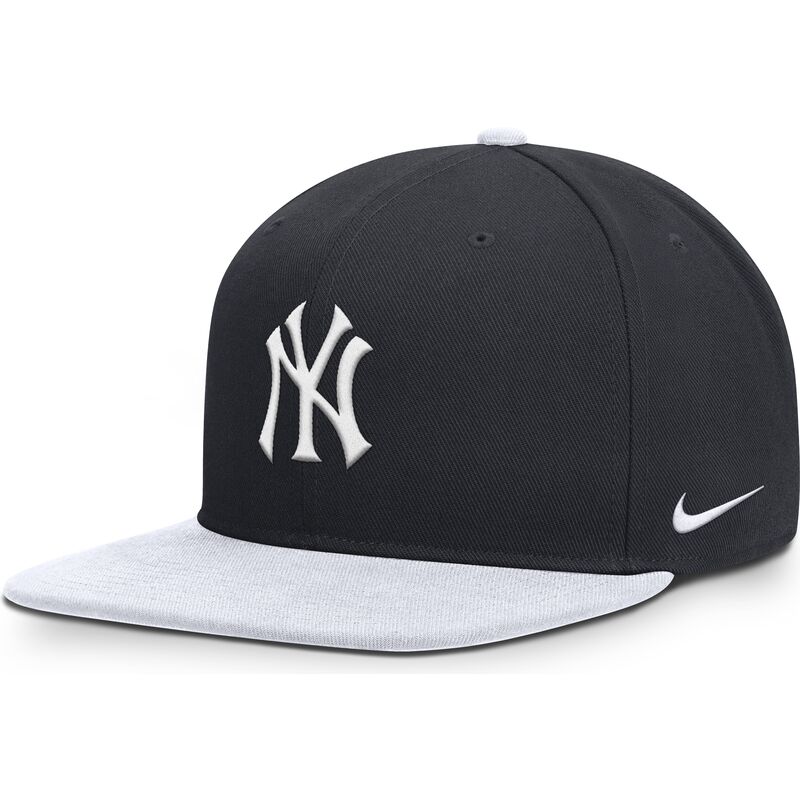 casquette-plate-bleue-marine-et-blanche-snapback-dri-fit-pro-structured-square-bill-new-york-yankees-mlb-nike casquette-plate-bleue-marine-et-blanche-snapback-dri-fit-pro-structured-square-bill-new-york-yankees-mlb-nike