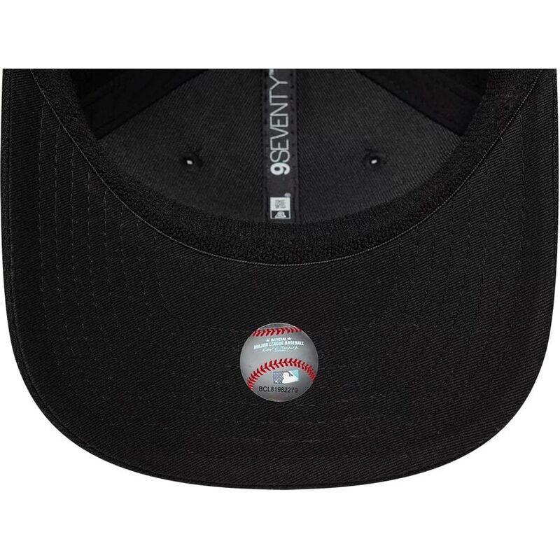 mutzen-gebogen-schwarz-snapback-9seventy-stretch-snap-player-replica-der-chicago-white-sox-mlb-von-new-era
