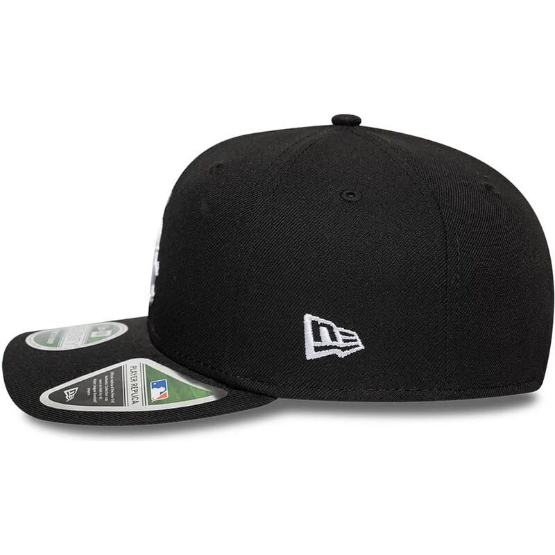 mutzen-gebogen-schwarz-snapback-9seventy-stretch-snap-player-replica-der-chicago-white-sox-mlb-von-new-era