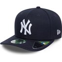 casquette-courbee-bleue-marine-snapback-9seventy-stretch-snap-player-replica-new-york-yankees-mlb-new-era