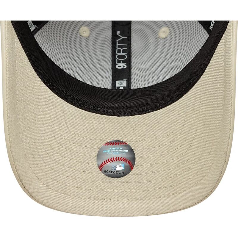 casquette-courbee-beige-snapback-pour-femme-avec-logo-beige-9forty-m-crown-pu-diamante-los-angeles-dodgers-mlb-new-era