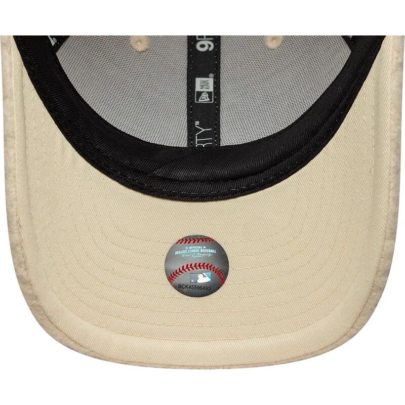 mutzen-gebogen-beige-snapback-9forty-m-crown-winter-borg-der-los-angeles-dodgers-mlb-von-new-era