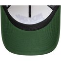 casquette-trucker-verte-et-beige-9forty-m-crown-a-frame-graphic-new-era