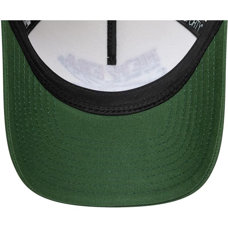 casquette-trucker-verte-et-beige-9forty-m-crown-a-frame-graphic-new-era casquette-trucker-verte-et-beige-9forty-m-crown-a-frame-graphic-new-era