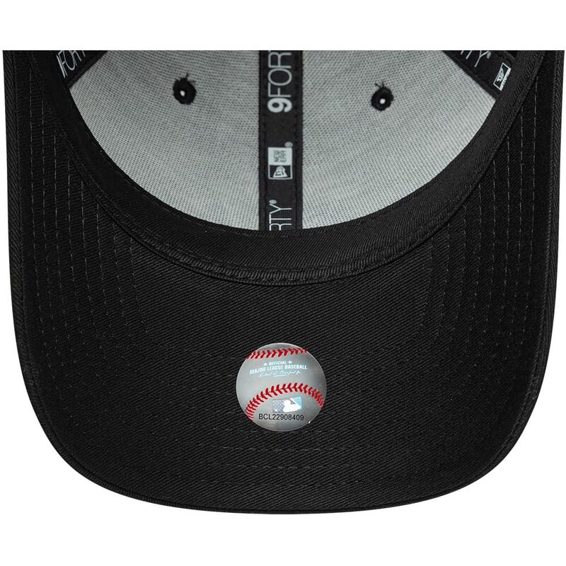 mutzen-gebogen-schwarz-snapback-9forty-m-crown-der-new-york-yankees-mlb-von-new-era