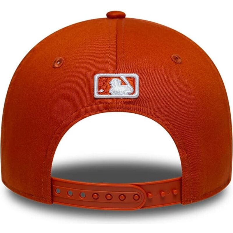 casquette-courbee-orange-snapback-9forty-m-crown-new-york-yankees-mlb-new-era