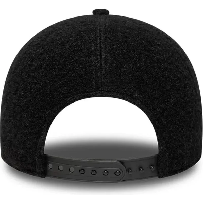 mutzen-gebogen-schwarz-snapback-9forty-winter-borg-der-new-york-yankees-mlb-von-new-era