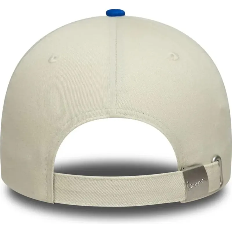 mutzen-gebogen-beige-verstellbares-band-9forty-contrast-visor-vespa-piaggio-von-new-era mutzen-gebogen-beige-verstellbares-band-9forty-contrast-visor-vespa-piaggio-von-new-era